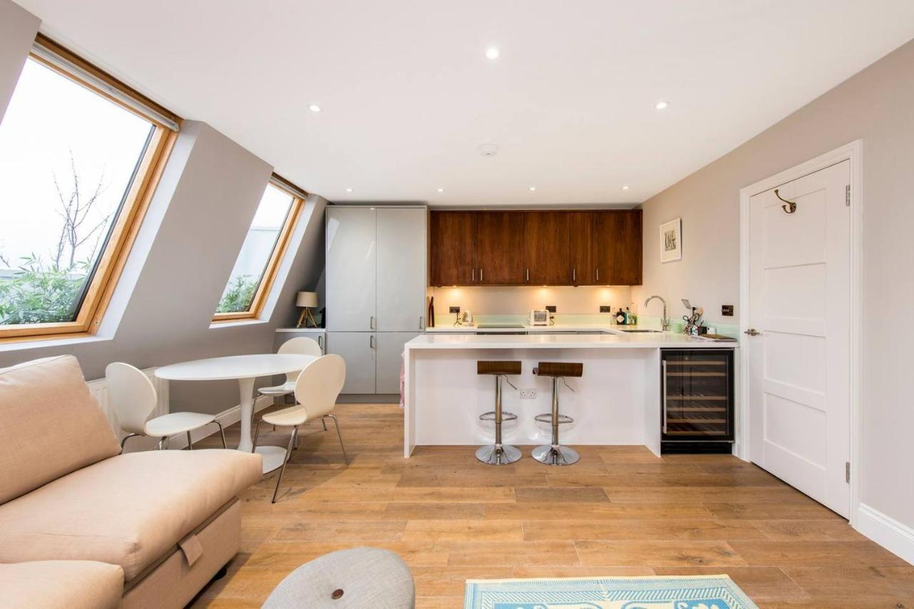 Charming Close To Notting Hill Londra